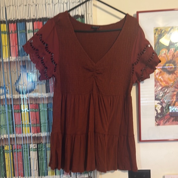 Women's Rust Top - Picture 3 of 6